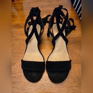 Tommy Hilfiger Womens Sandals. 7M